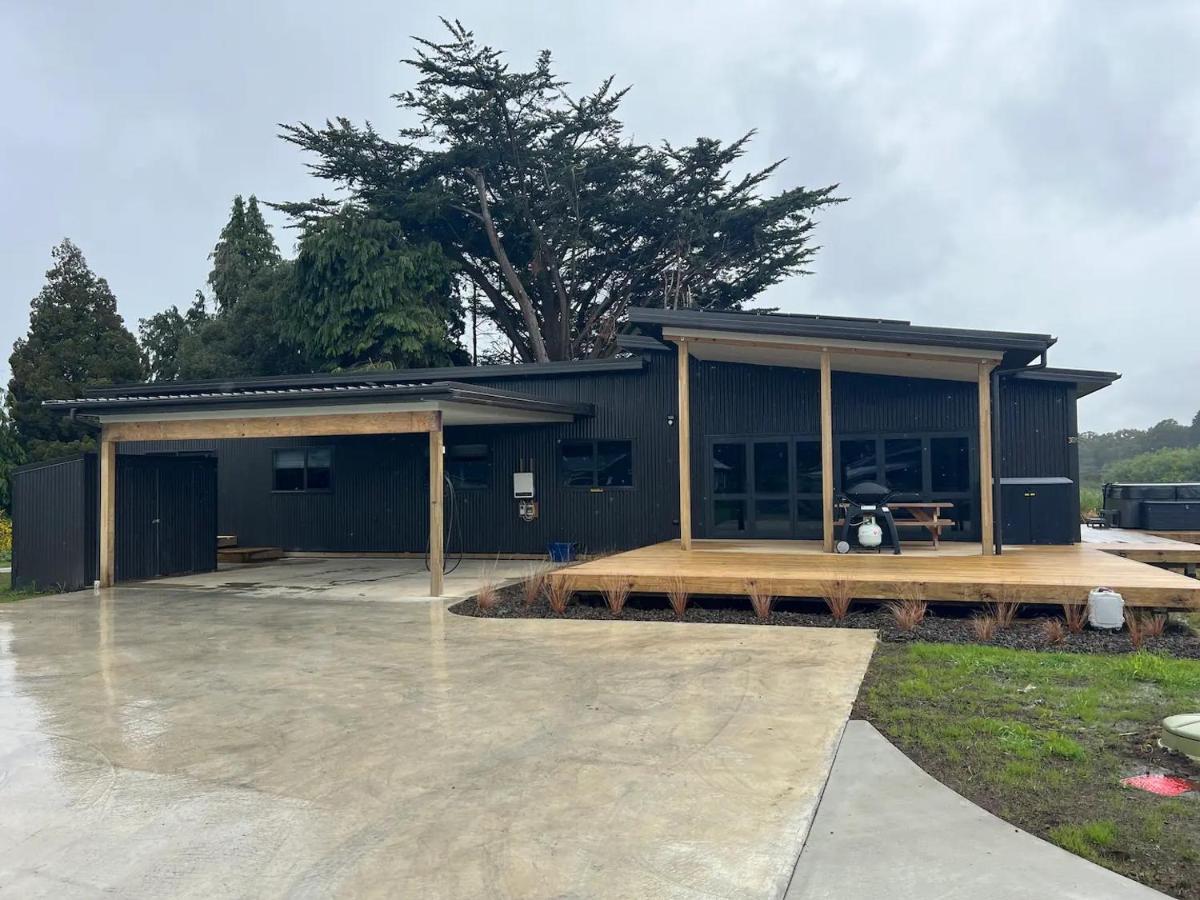 5 Bedroom, Solar On Snowmass Ohakune, Yellow Door Exterior photo